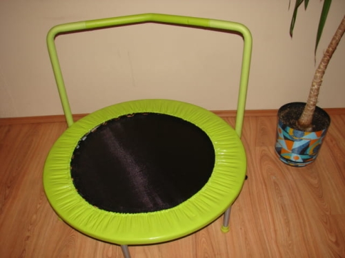 Trampolina pokojowa dla dzieci